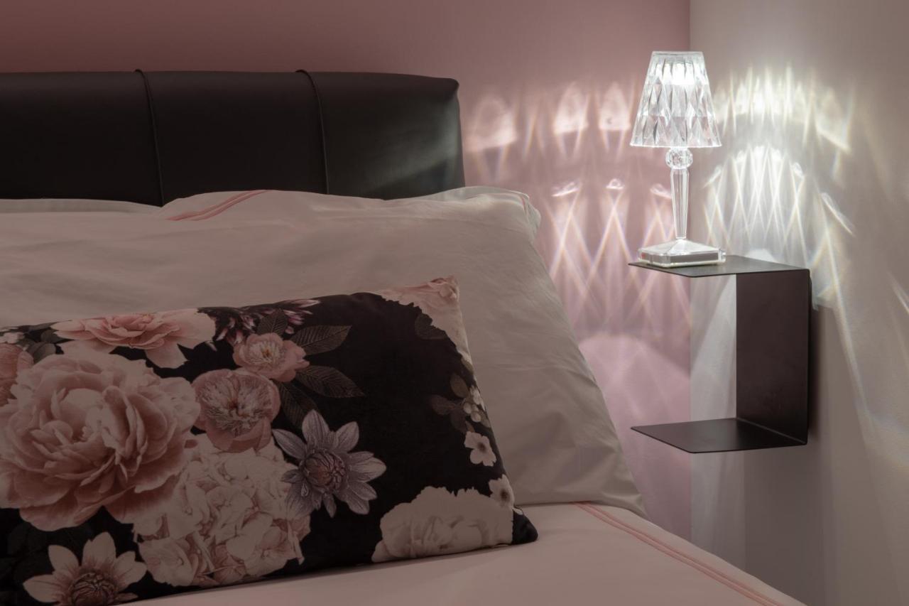 Madeleine Apartments - Brera ミラノ エクステリア 写真